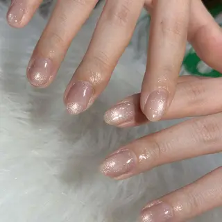 ネイル LAVISH nanamiのネイルデザイン