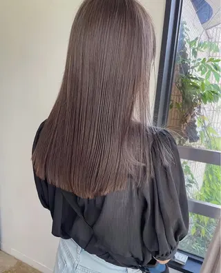ロング カラー 高発色ブリーチ/ ハイレイヤー🪽aiのヘアスタイル
