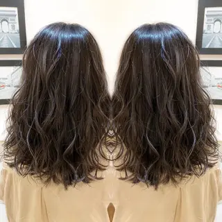 セミロング カラー ご予約 宜しくお願いします！のヘアスタイル