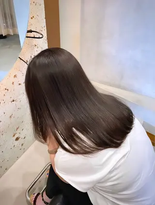 セミロング カラー tim hinaのヘアスタイル