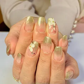 ネイル Bellina Aiのネイルデザイン