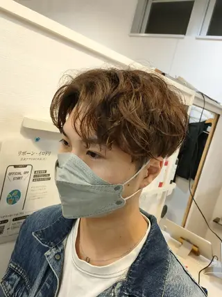 パーマ コウスケ rebornのヘアスタイル