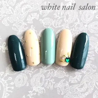 ネイル white nail salonのネイルデザイン