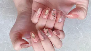 ロング チ まるこのネイルデザイン