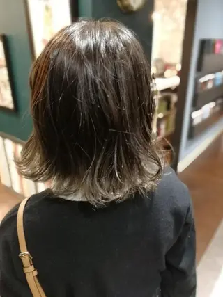 ミディアム 山田 義人のヘアスタイル