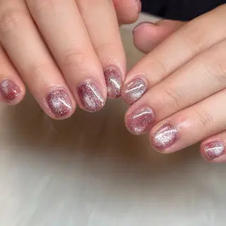 ネイル Risa ︎✦︎︎︎.。のネイルデザイン