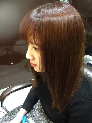 ミディアム カラー パーマ yui .のヘアスタイル