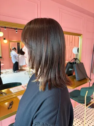 セミロング 高橋 あゆみのヘアスタイル