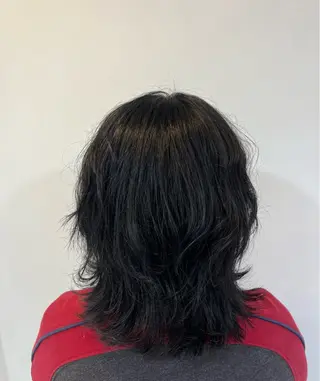 ミディアム パーマ レベンス田町 西谷悠のヘアスタイル