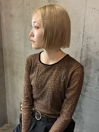 ショート カラー 韓国ボブ/ハッシュ カットKIRAのヘアスタイル