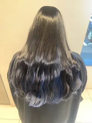 カラー 茂木 寿奈のヘアスタイル