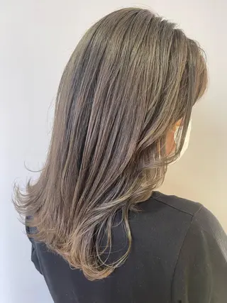 ミディアム カラー Tamagawa Sakiのヘアスタイル