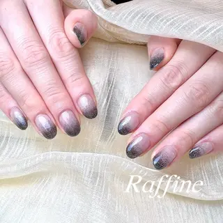 ネイル RAFFINE haru🦋🩵のネイルデザイン