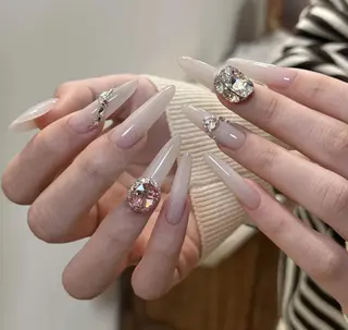 ネイル Pure&Rich Nailのネイルデザイン