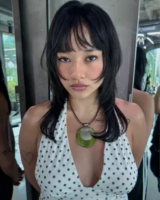 ミディアム ショートボブ/ ウルフ/表参道のヘアスタイル