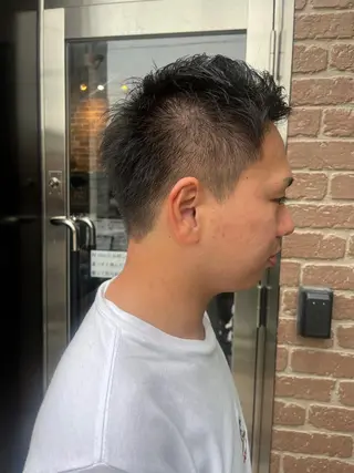 ショート カラー パーマ ヘアアレンジ メンズ キッズ ネイル マツエク・マツパ アイブロウ 久木原 ゆりのヘアスタイル