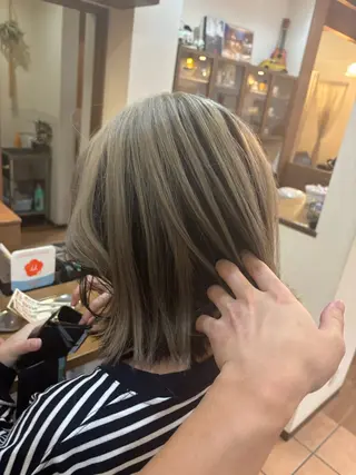 ミディアム カラー hair brand shigeki所属・古居 奨麻のヘアスタイル