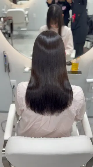 ロング 美髪縮毛矯正／ツヤ 髪カラー🫧つばさのヘアスタイル