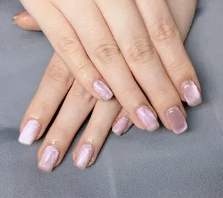 ネイル 高木 維麗絲のネイルデザイン