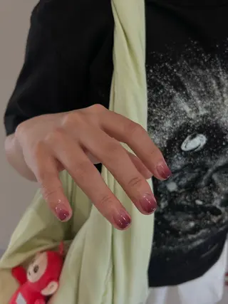 ネイル DEEokazaki momona.Gのネイルデザイン