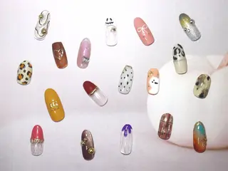 ネイル Ruby Crownのネイルデザイン