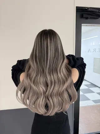 ロング カラー CIERA.心斎橋 ブリーチ/ハイライト/バレイヤージュ【シエラ】所属・ハイトーン/ 心斎橋/龍之介のヘアスタイル