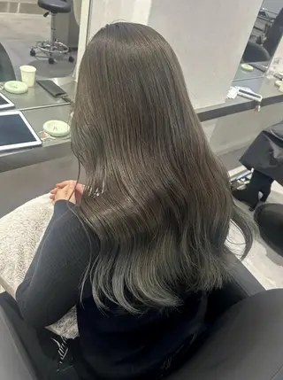 ロング カラー N° jemica 札幌のヘアスタイル