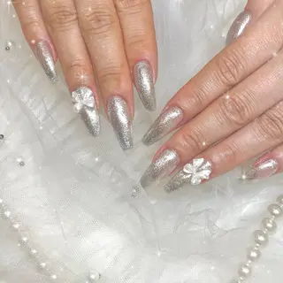 ネイル Blue daisy RIN🎀のネイルデザイン