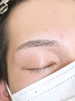 メンズ アイブロウ noll【今池駅前】 池田碧花のヘアスタイル