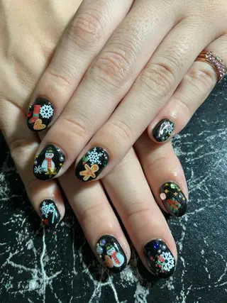 ショート ネイル ✴︎ Delightのネイルデザイン