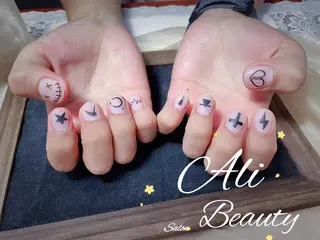 ネイル Ali 新小岩 ネイル専門のネイルデザイン