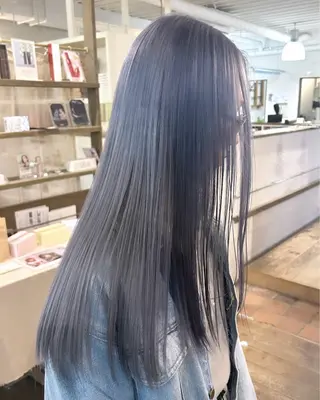 カラー MAMI / Lienのヘアスタイル