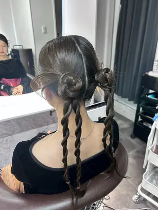 ロング ヘアアレンジ ブリーチ/エクステ/ 新宿/アリルのヘアスタイル