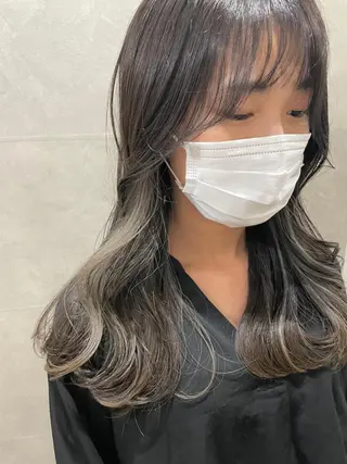 ミディアム カラー ayaka 縮毛矯正レイヤーのヘアスタイル