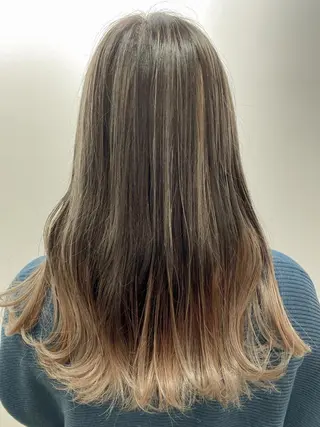 ロング カラー ハイライト/ブリーチ バレイヤージュ関佳祐のヘアスタイル