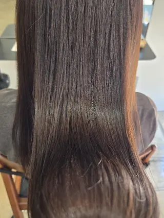 セミロング stoke TOKYO所属・野村 果音(カノン)のヘアスタイル