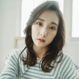 セミロング カラー 【Sia中野新橋🫧 kaho】のヘアスタイル