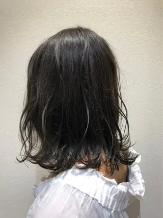 ミディアム カラー ヘアアレンジ 小白井 由美のヘアスタイル