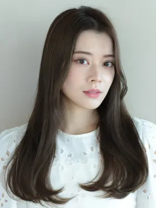 ロング カラー 髙木美緒🌿 レイヤー/アレンジのヘアスタイル