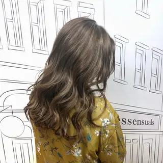 セミロング カラー TOMOKA 艶髪/透明感カラーのヘアスタイル