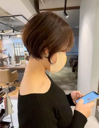 ショート 日比崚介🍀 おくれげ小顔カットのヘアスタイル