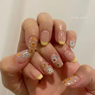 ネイル Nailist Ainaのネイルデザイン