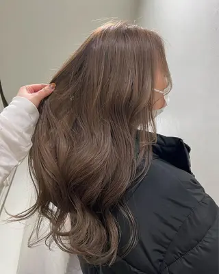 ロング カラー a.所属・樽川 紗月のヘアスタイル