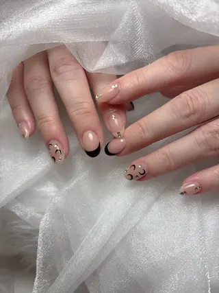 ネイル e.b.mimi Wakanaのネイルデザイン