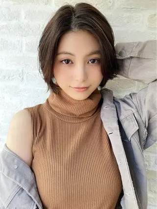 ショート 前地 麻衣のヘアスタイル