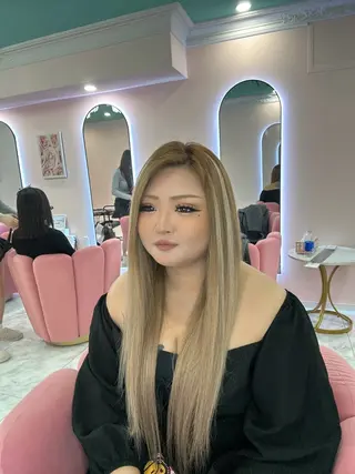 ロング シールエクステの女神 🍑Momo🍑のヘアスタイル