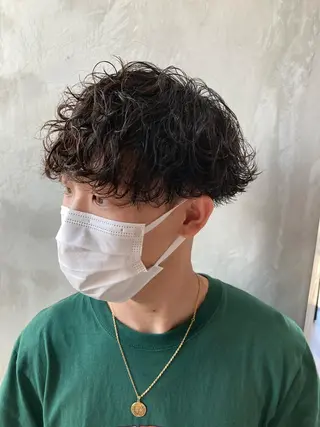ショート パーマ メンズ 波巻きスパイラルパー マ/シャドウパーマ駿のヘアスタイル