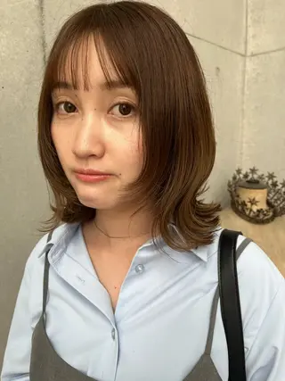 ミディアム Asti blanche所属・ブリーチなしWカラー /地毛風/小林凪沙のヘアスタイル