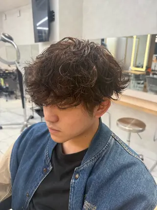 パーマ メンズ 本田 有里のヘアスタイル