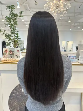 ロング Emuest心斎橋 SAKIのヘアスタイル